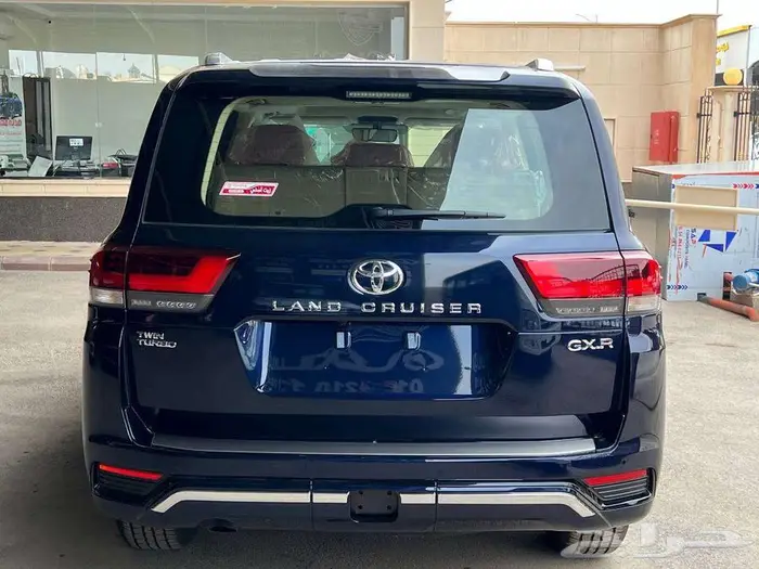 تويوتا لاندكروزر GXR L3 بنزين 2024 متاح اقساط و كاش 4