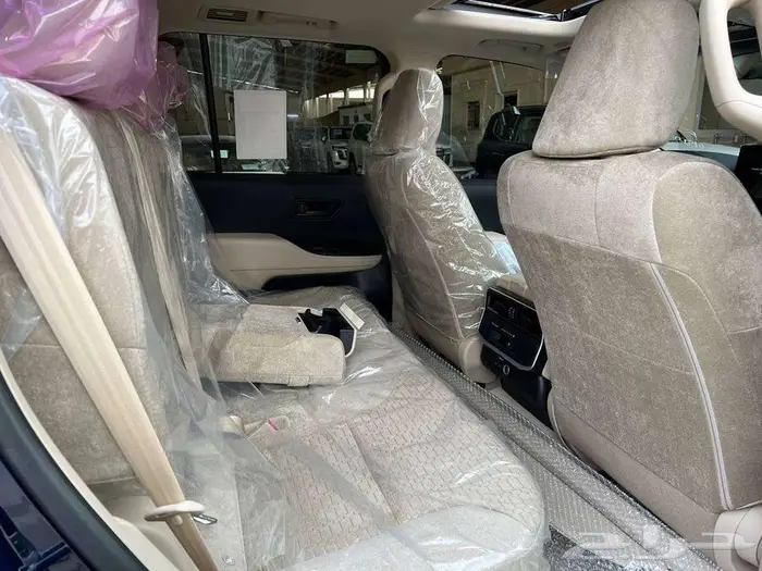 تويوتا لاندكروزر GXR L3 بنزين 2024 متاح اقساط و كاش 6