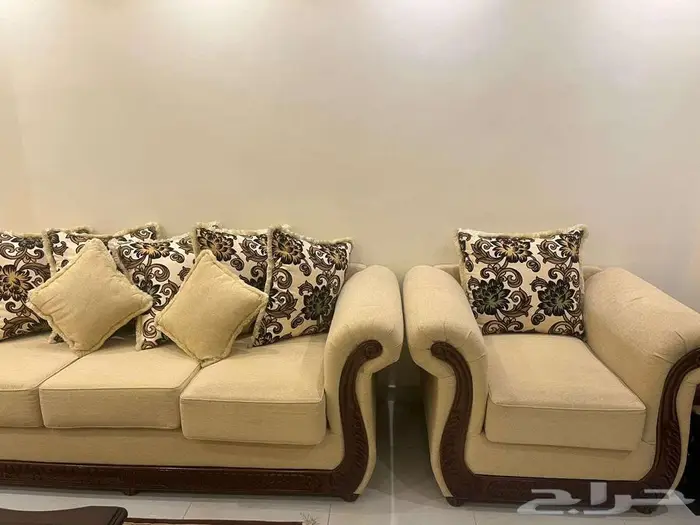 كنب نظيف جدا للبيع بالمدينة المنورة 1