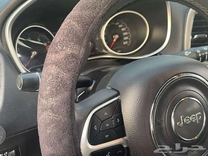 جيب كومباس 9