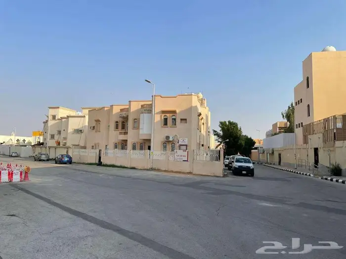 للايجار شقة عوائل بحى المنتزة 2