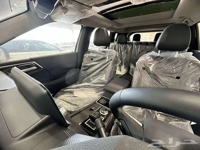 ميتسوبيشي أوتلاندر نص فل بلس 2024 - 7 مقاعد 5