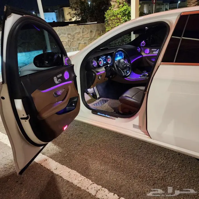 مرسدس بنز E300 2020 نظيفة جدا 14