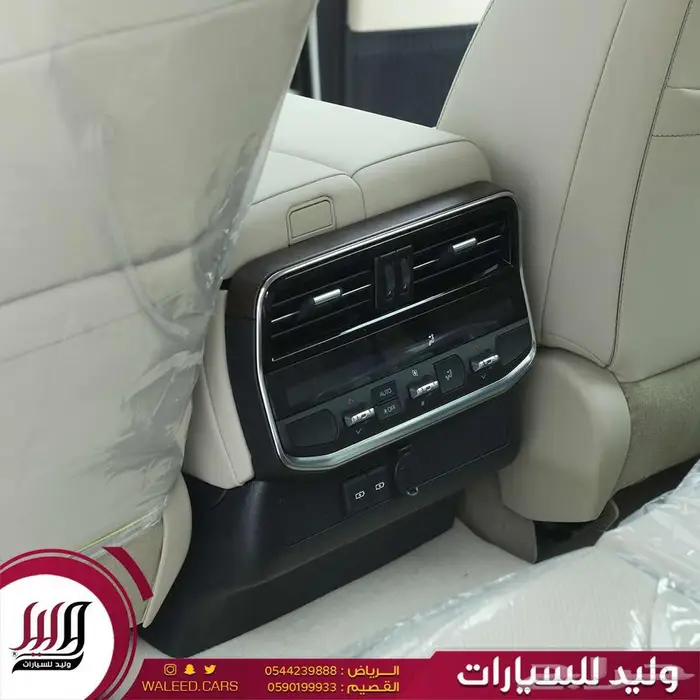 لاندكروزر في اكس ار جلد 4كاميرات تيربو 2025 10