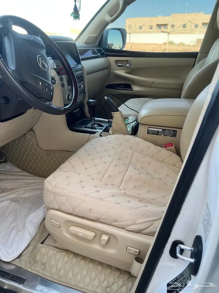 جيب لكزس 2015 3