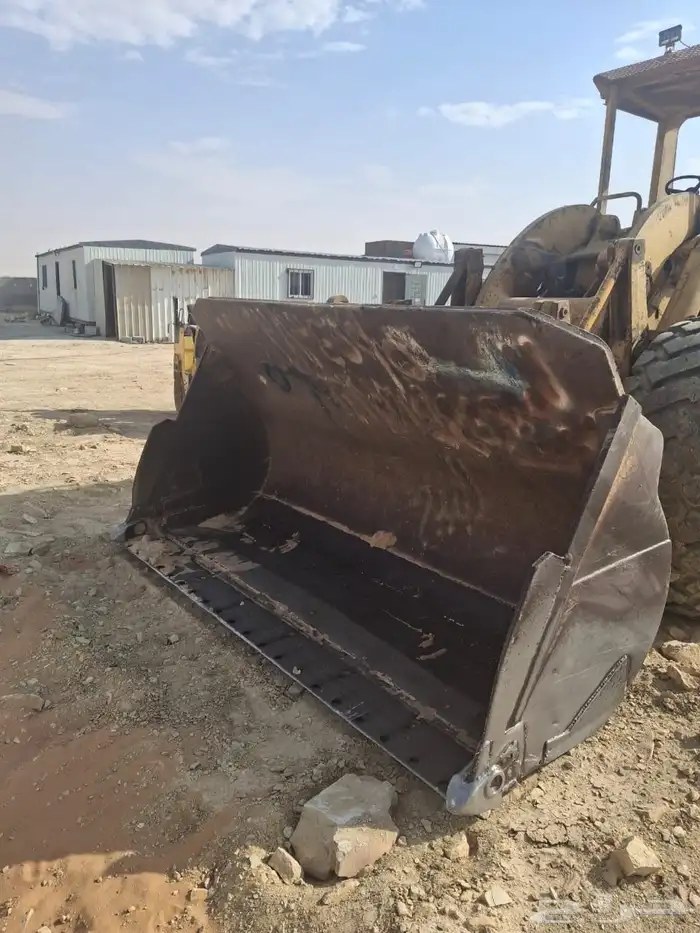 معدات للبيع شيول وبوب كات ورصاص 3