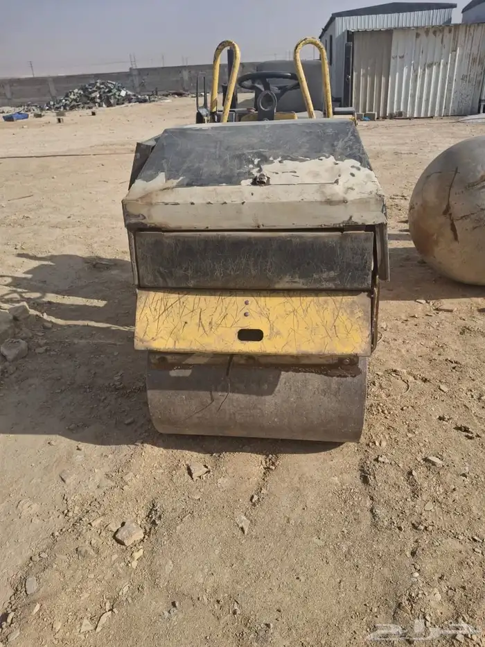 معدات للبيع شيول وبوب كات ورصاص 7