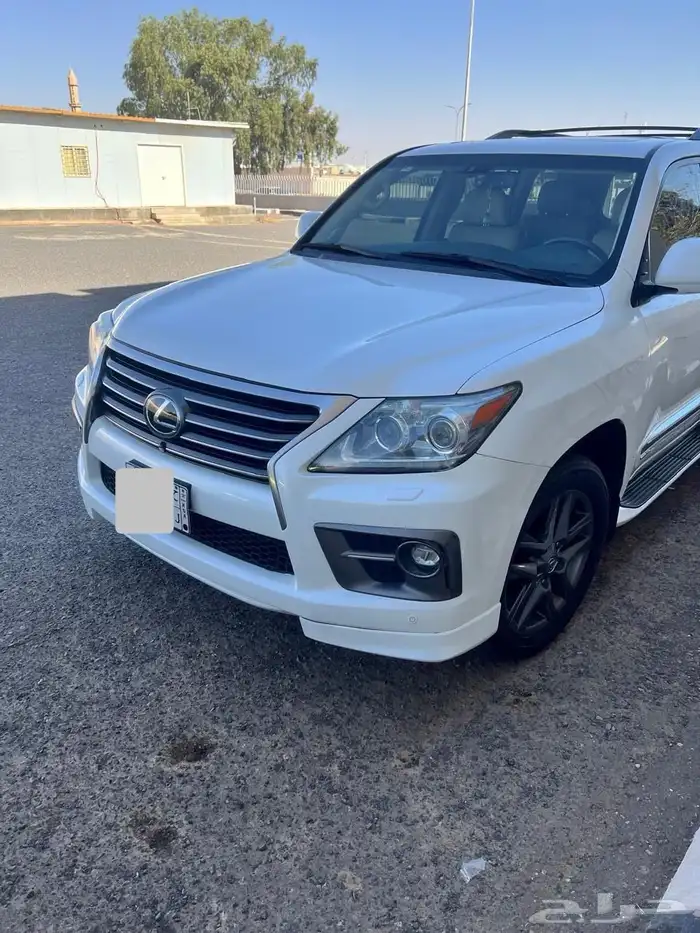 جيب لكزس 2015 1