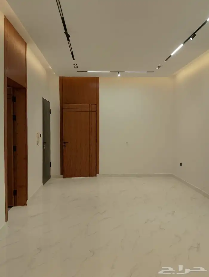 ادوار فاخره للبيع الرياض غصون الجنادريه 16