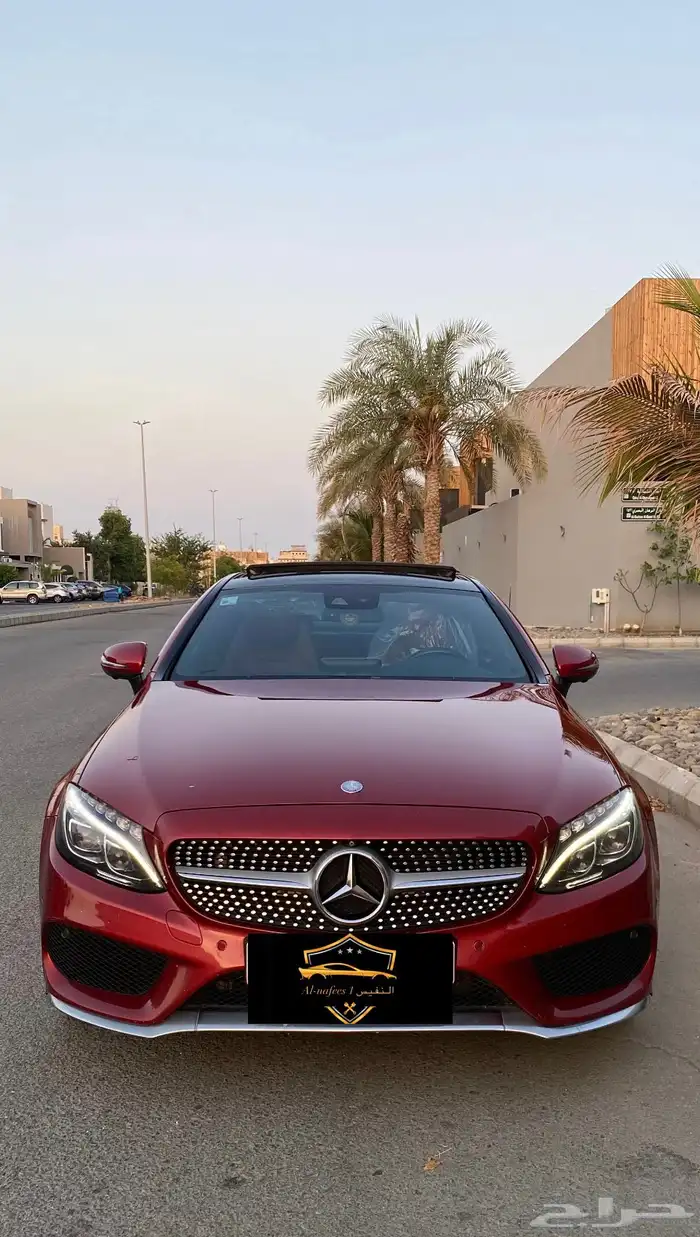 مرسيدس كوبيه مخزن لون مميز 1