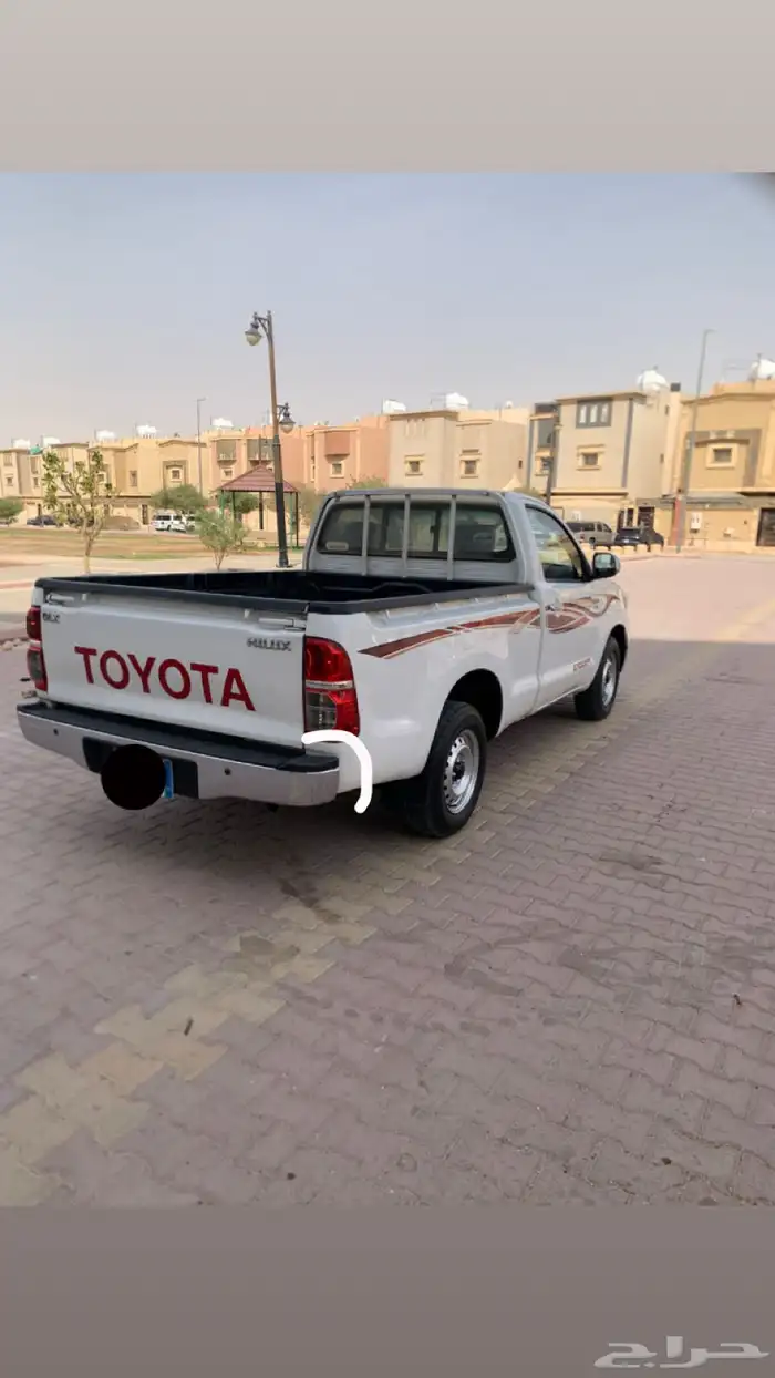 هايلوكس غماره 2015 GLX 16