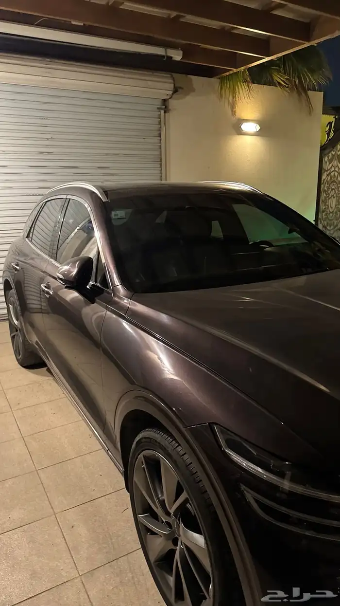 سيارة جينسس GV70 مستعملة 0