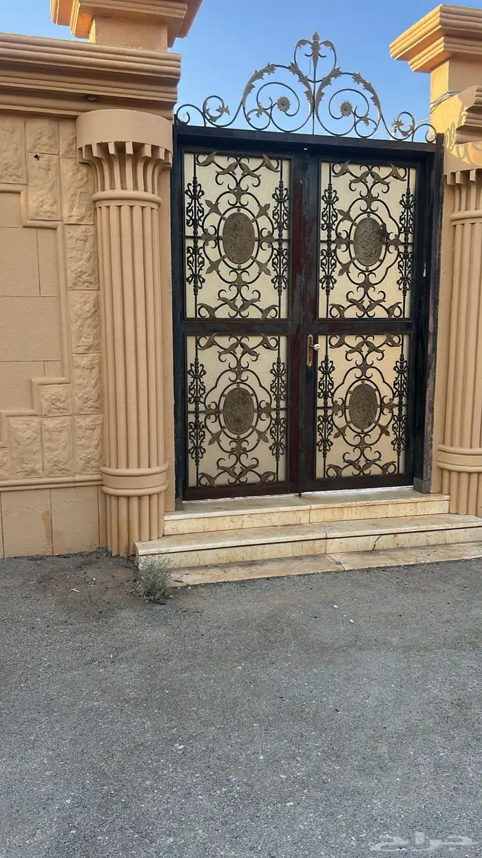 ابحث عن شقه بحي اليرموك او الخليج بسعر 30 الف 0