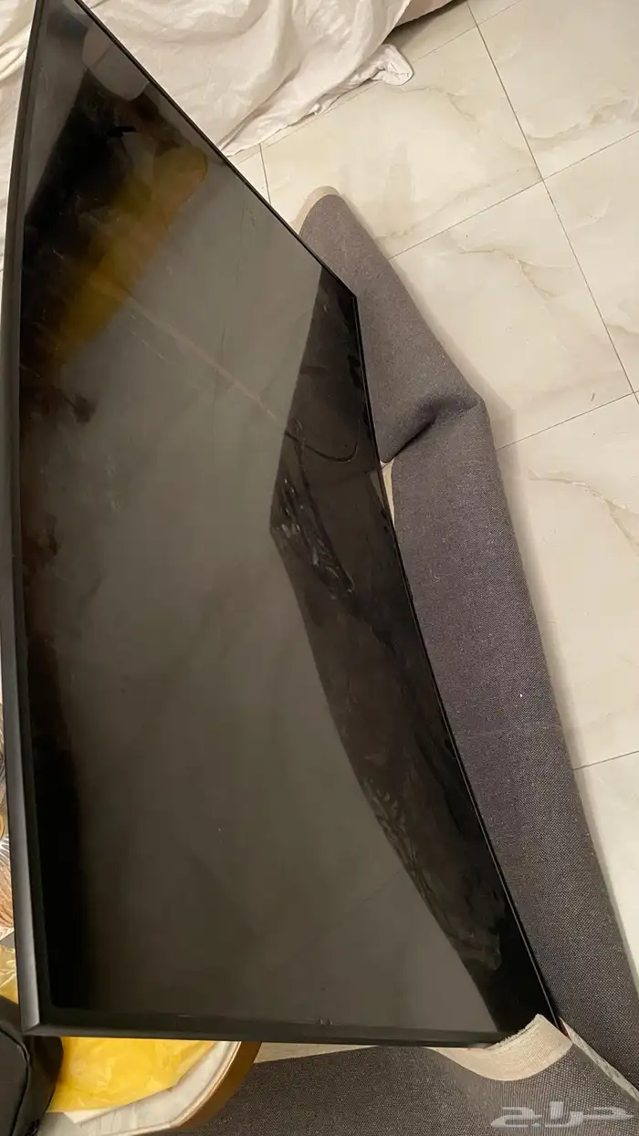 شاشة سامسونق 65 بوصه منحنيه مكسوره 0