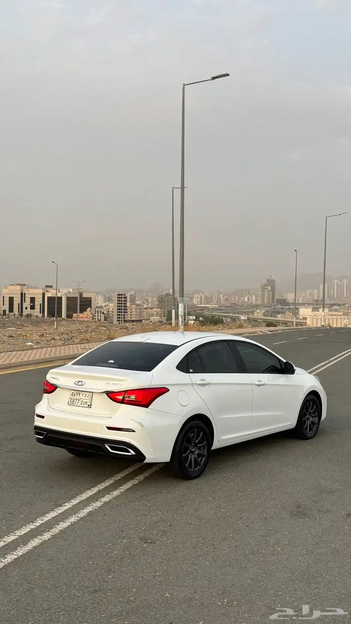 شيري اريزو 5 موديل 2025 ممشى 5 الاف فقط للبيع 9