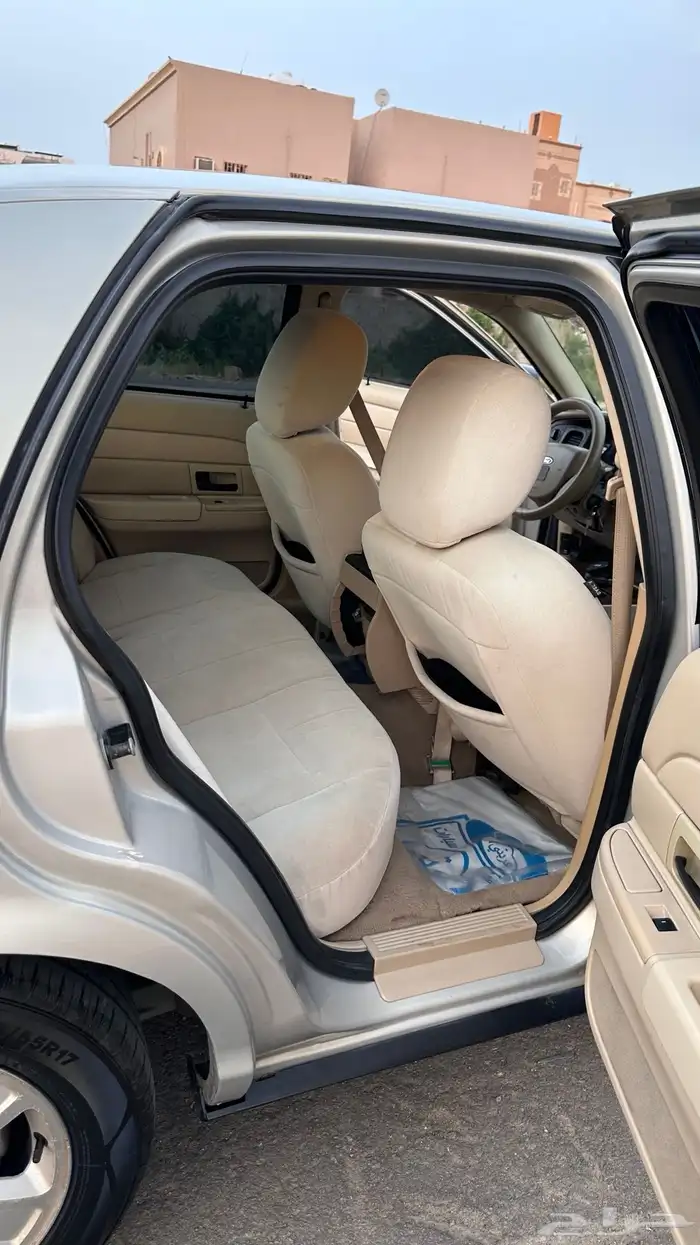 فورد فكتوريا سعودي 2011 20