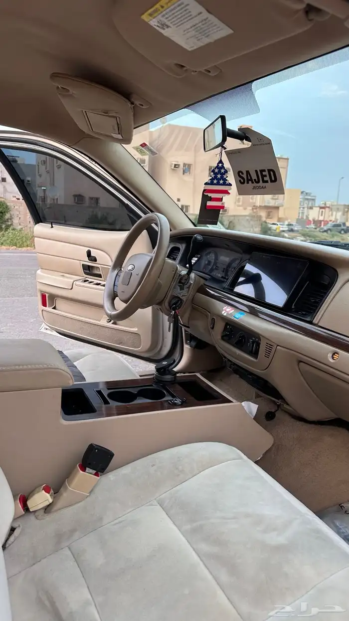 فورد فكتوريا سعودي 2011 23