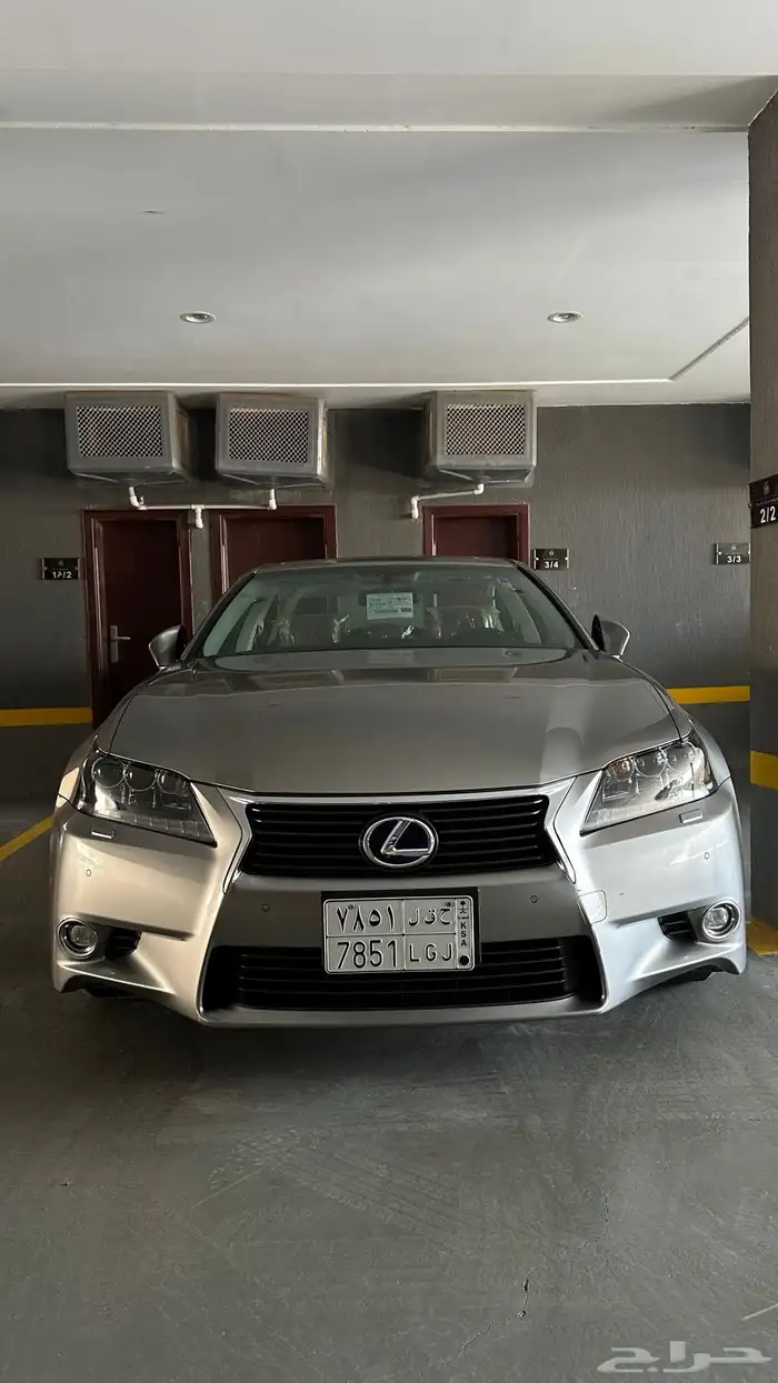 لكزس GS2015 نظيفة 3
