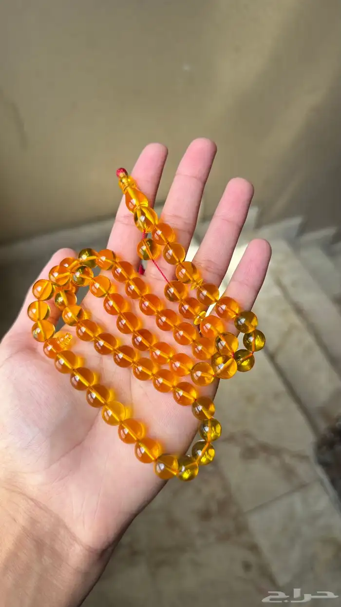 مستكة شفاف ( شبيه الكهرمان) 3