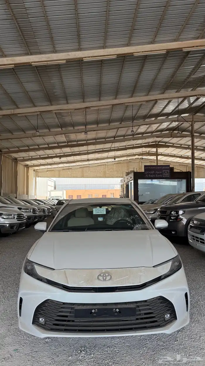 كامري 2025 E ستاندر 11