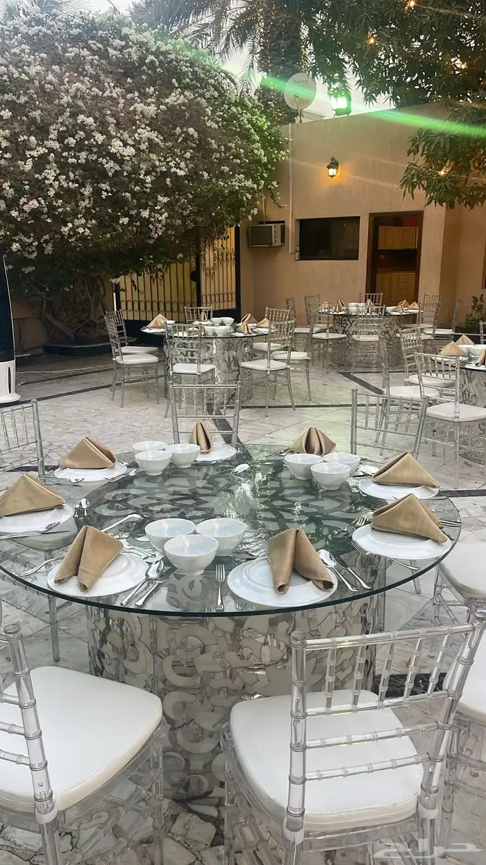 كنب وكراسي وطاولات وجميع مستلزمات المناسبات والحفلات للايجا 9