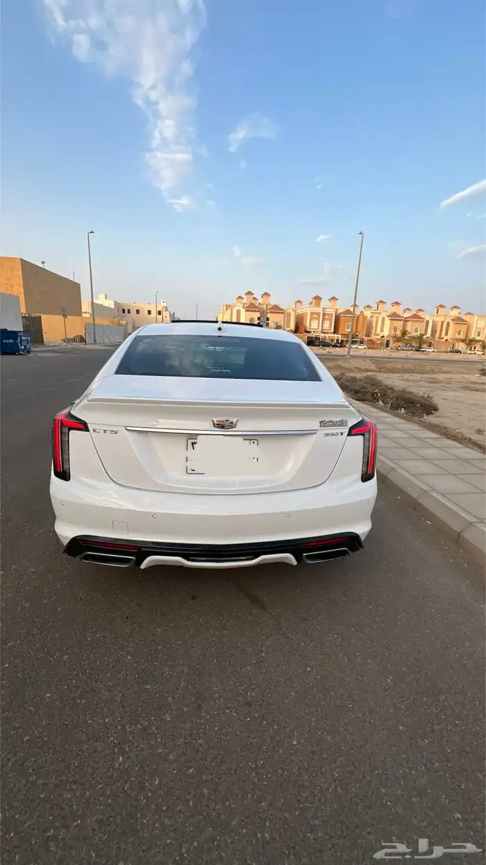 كاديلاك CT5 2022 1