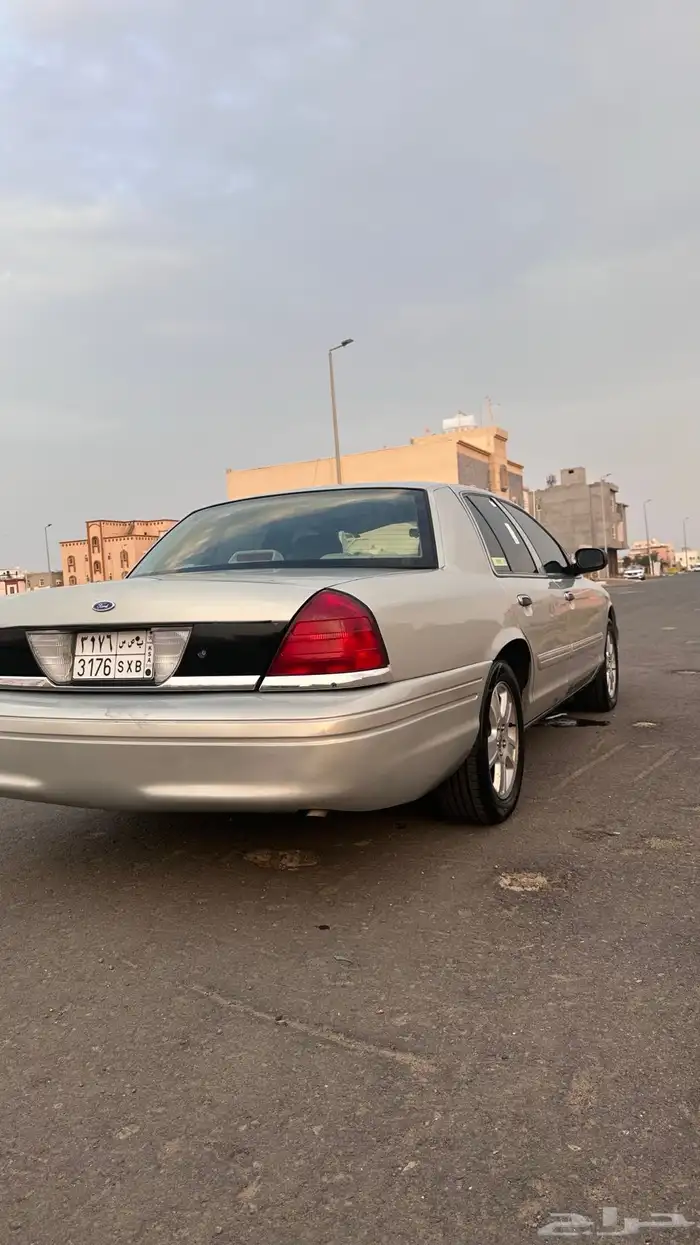 فورد فكتوريا سعودي 2011 1