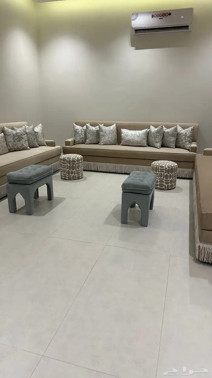 كنبات مجالس 0
