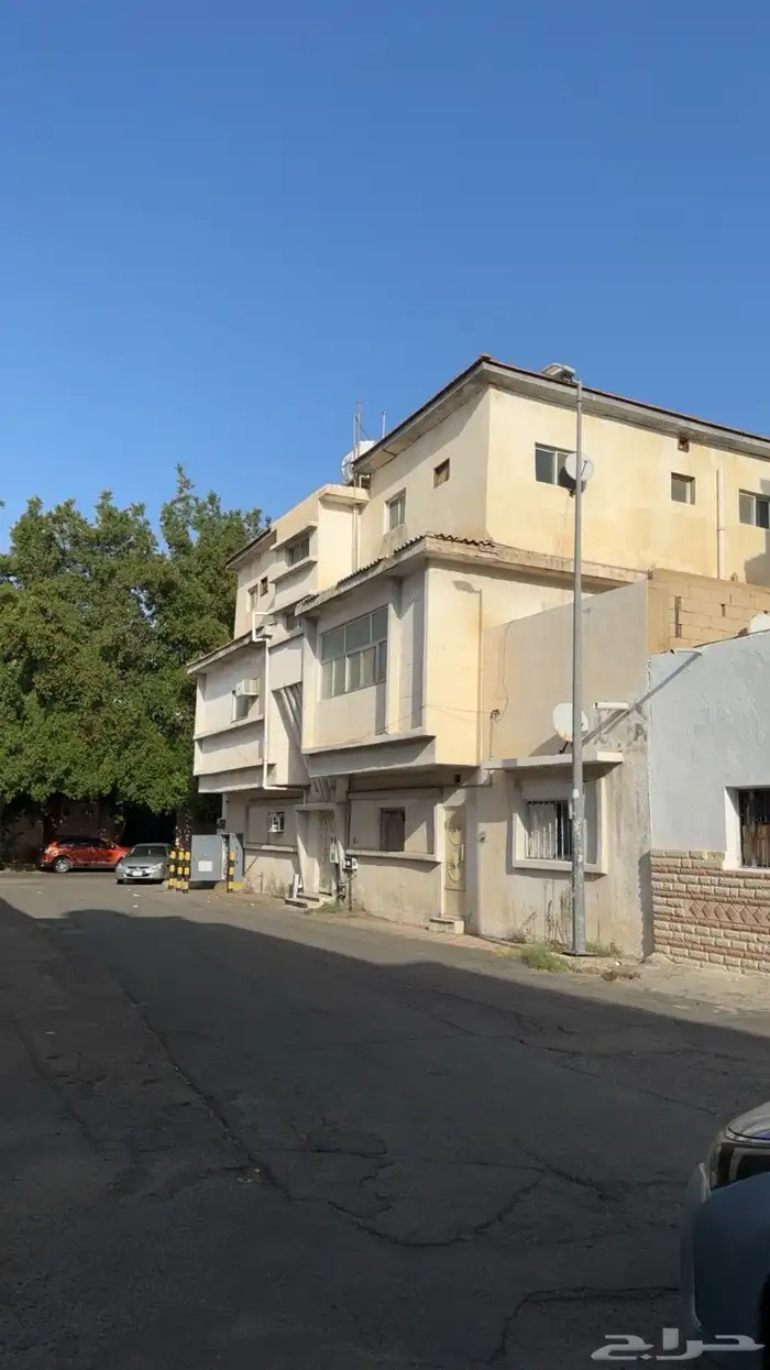 عمارة للبيع المساحة 551 1