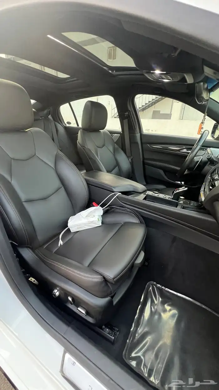 كاديلاك CT5 2022 14