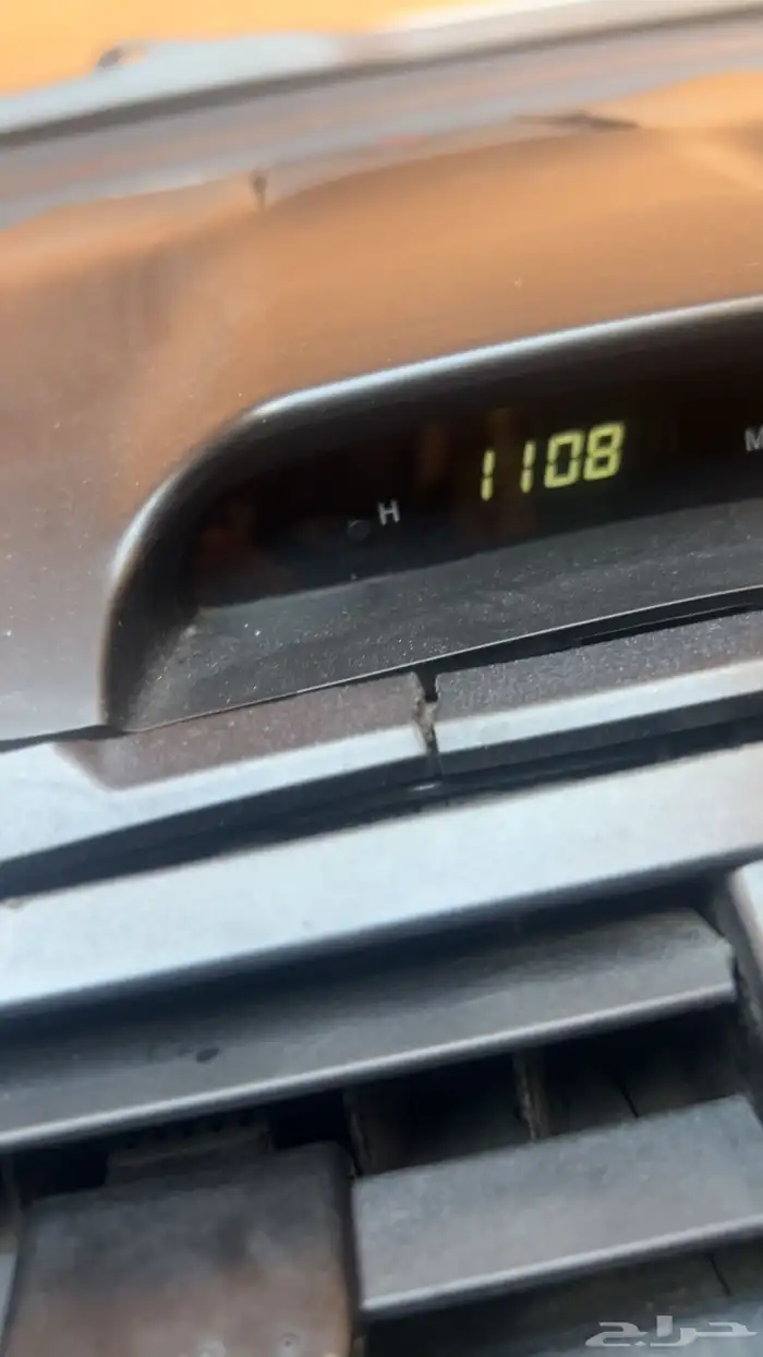 شاشه كامري 16و17مع الديكور ويمكن تركب على الاقل 1