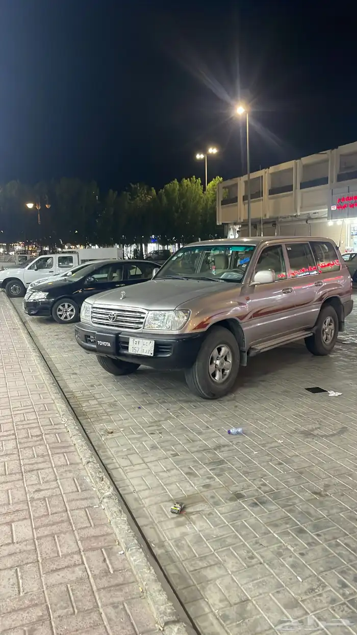 لاند كروزر 9