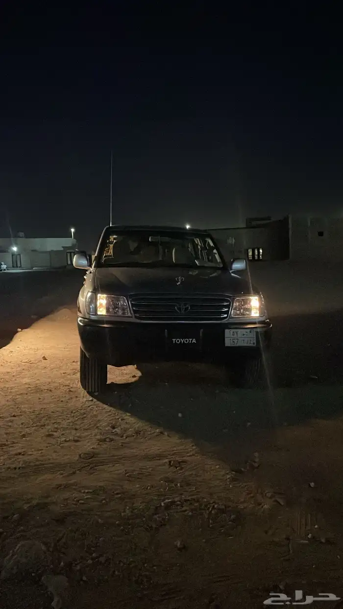 لاند كروزر 11