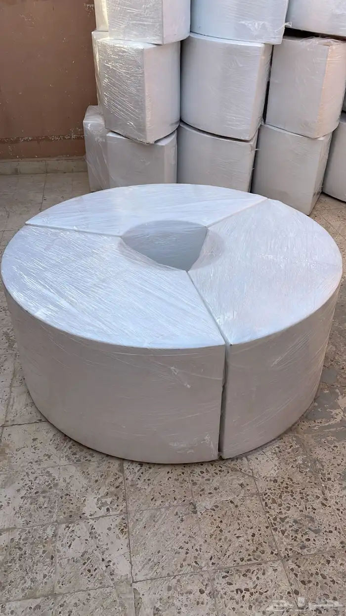 طاولات عرض 2