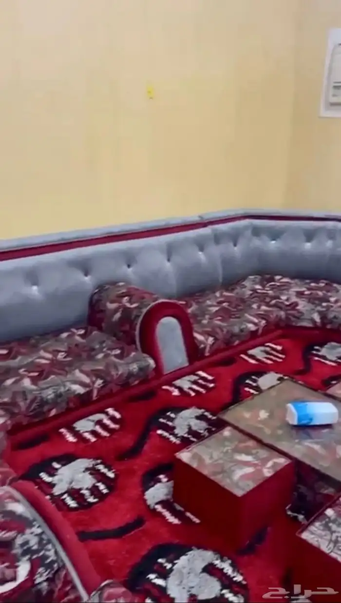 كنب للبيع 1