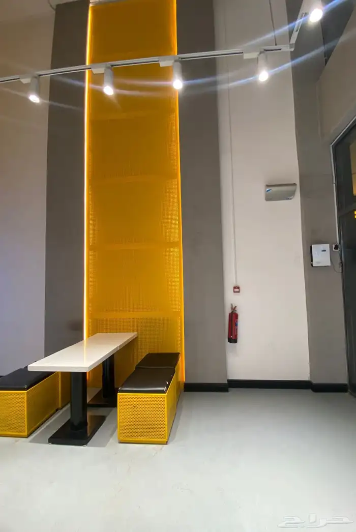 فرصة استثمارية للبيع مطعم جاهز للتشغيل بالأحساء 2