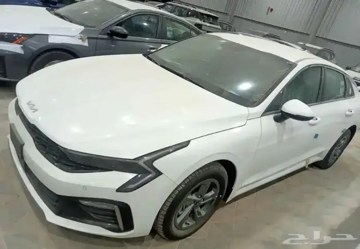 كيا K5 ستاندر 2024 1