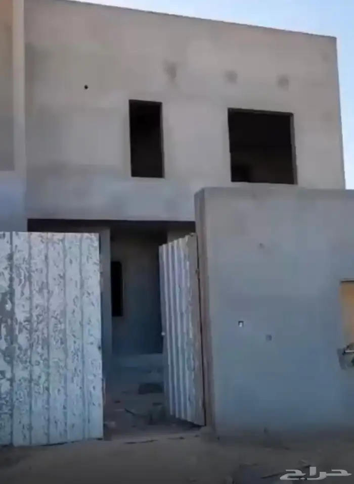 فلة للبيع 0