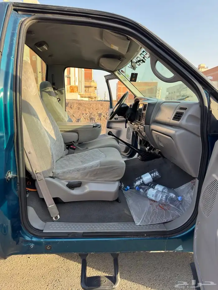 فورد f250 موديل 2000 دبل 8