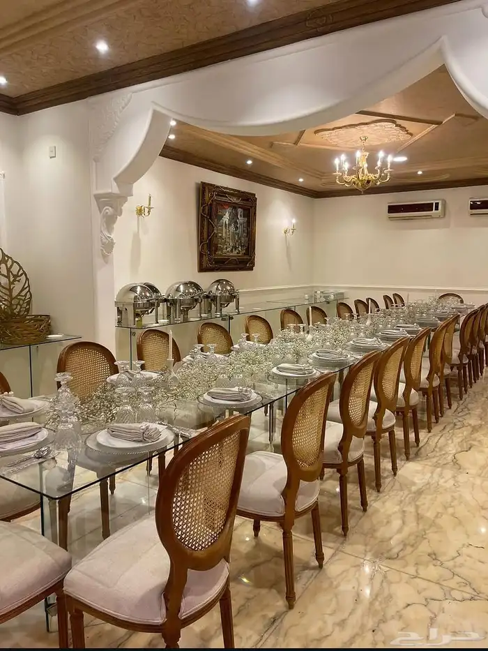 طاولات طعام 0