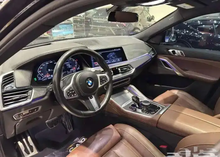 بي ام دبليو X6 M50i 6