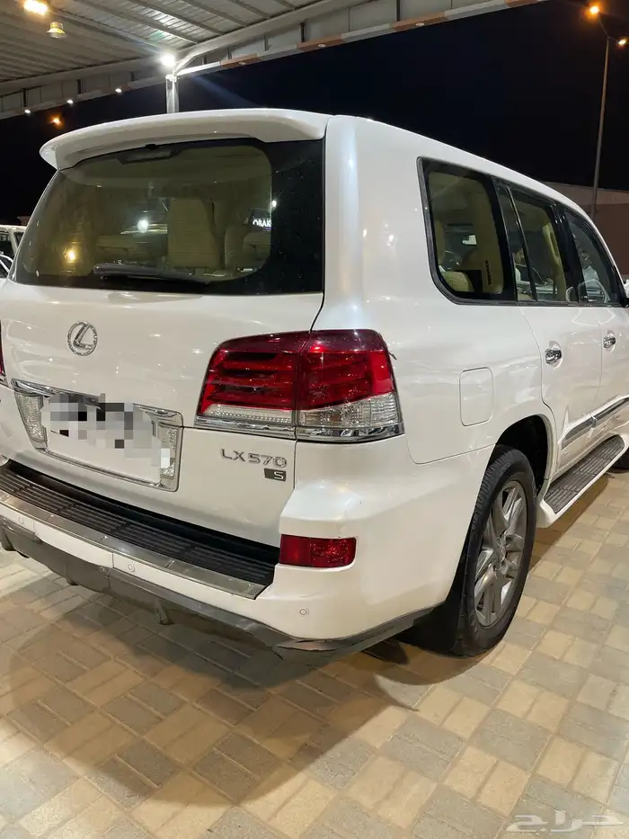 لكزس LX570 2012 4