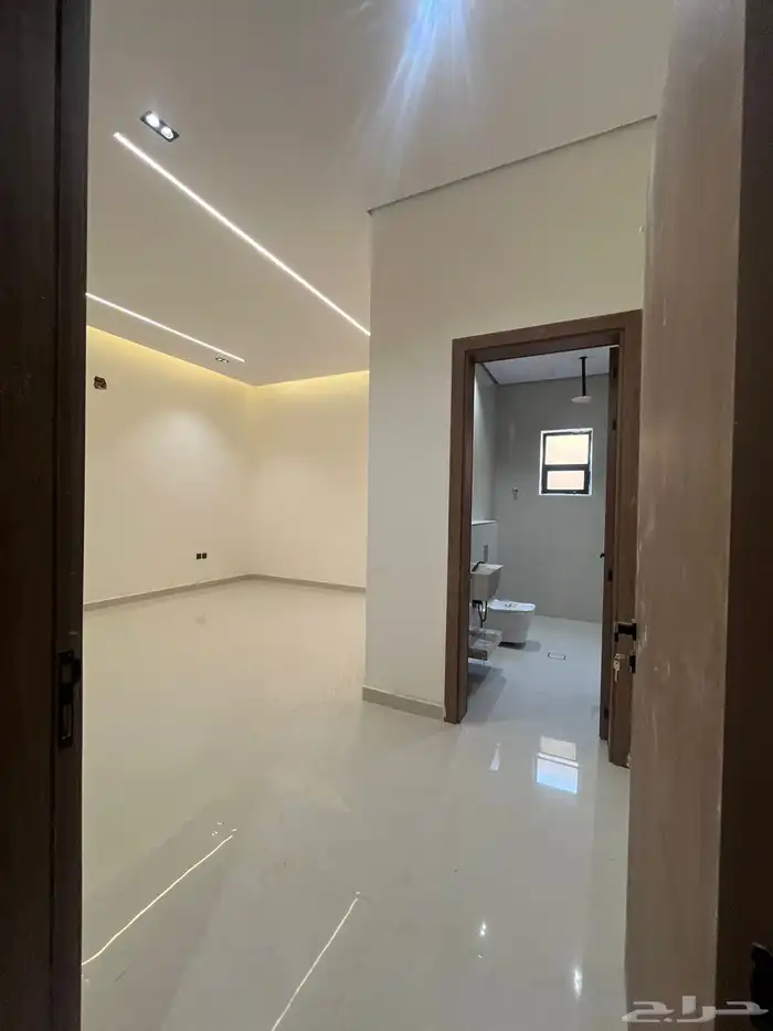 شقة للبيع مستقلة -سما عكاظ 5