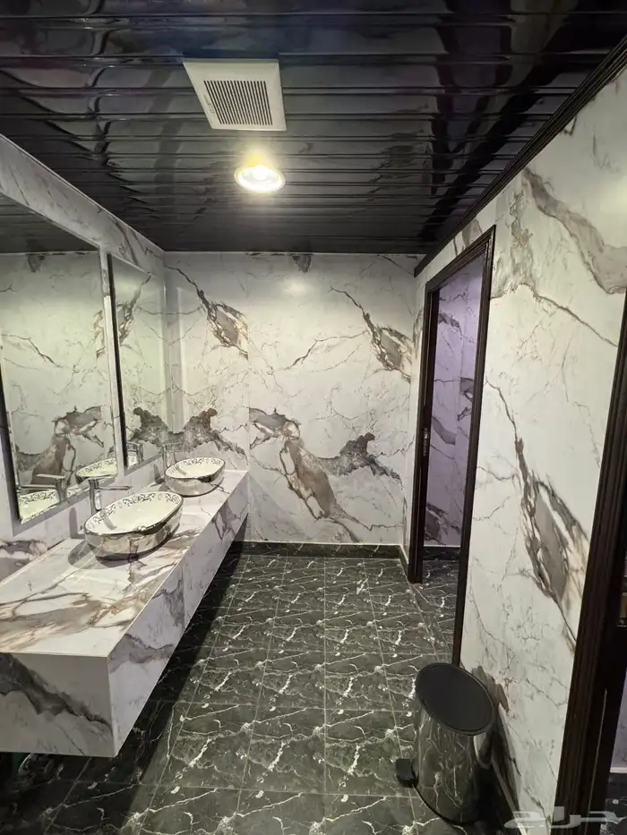 دورات مياة متنقلة VIP 23