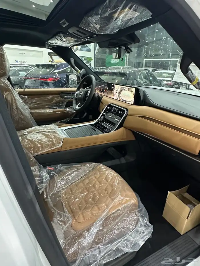 نيسان باترول بلاتينيوم تربو سقف اسود 2026 6