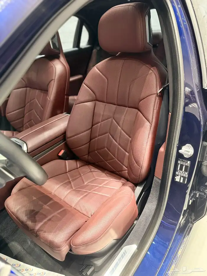 BMW 740i بي ام دبليو 5