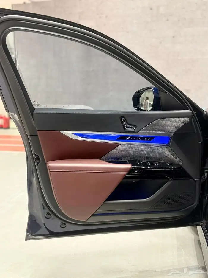 BMW 740i بي ام دبليو 3