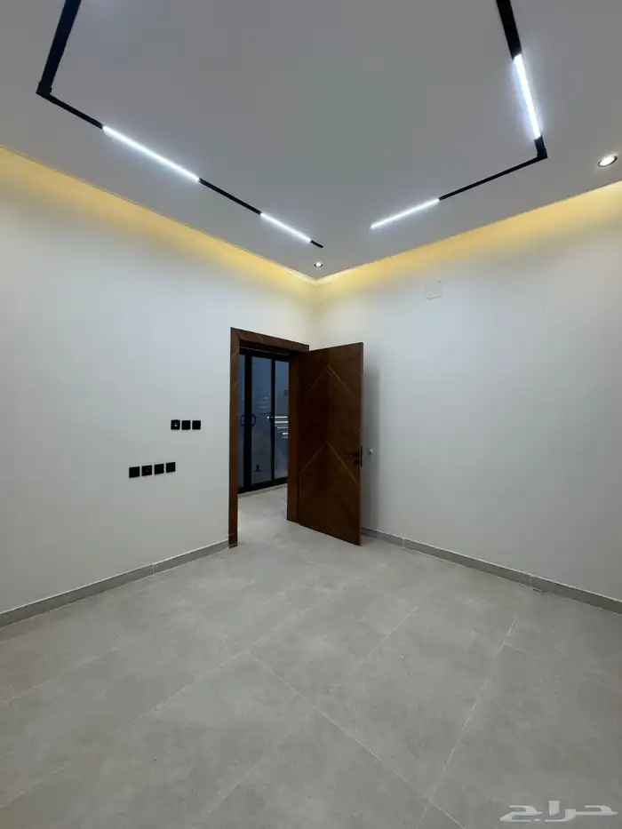 فلة مساحة 225 م حي المهدية 6