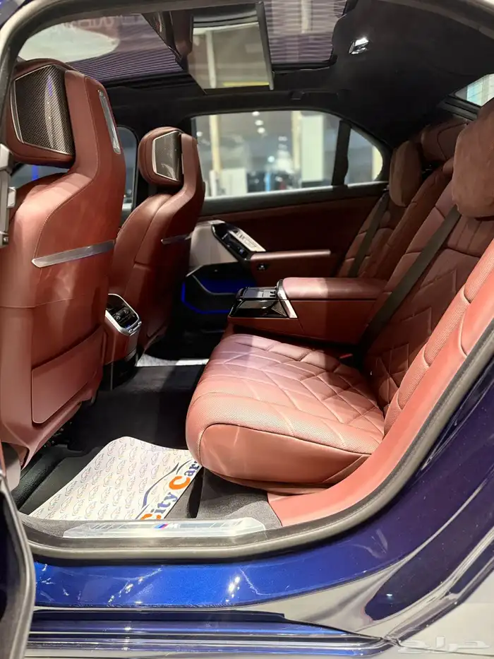 BMW 740i بي ام دبليو 7