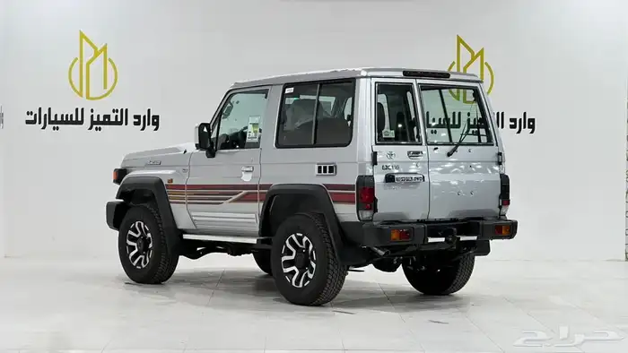 تويوتا ربع V6.2025فل كامل رفرف بريمي بنزين40عام اقل سعر 4